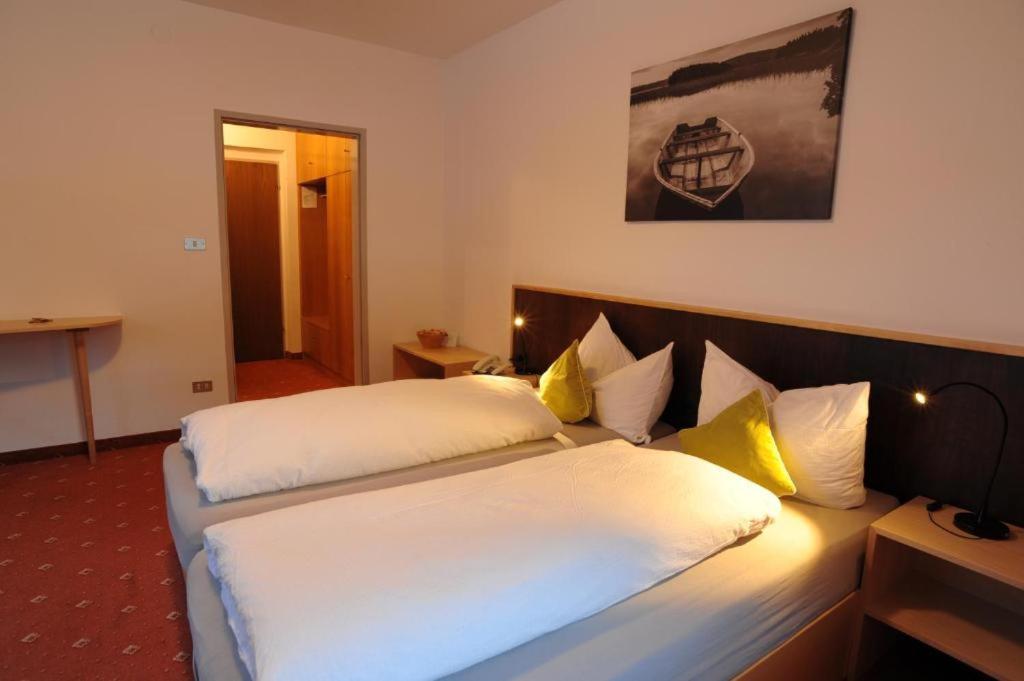 Hotel Martellerhof ภายนอก รูปภาพ
