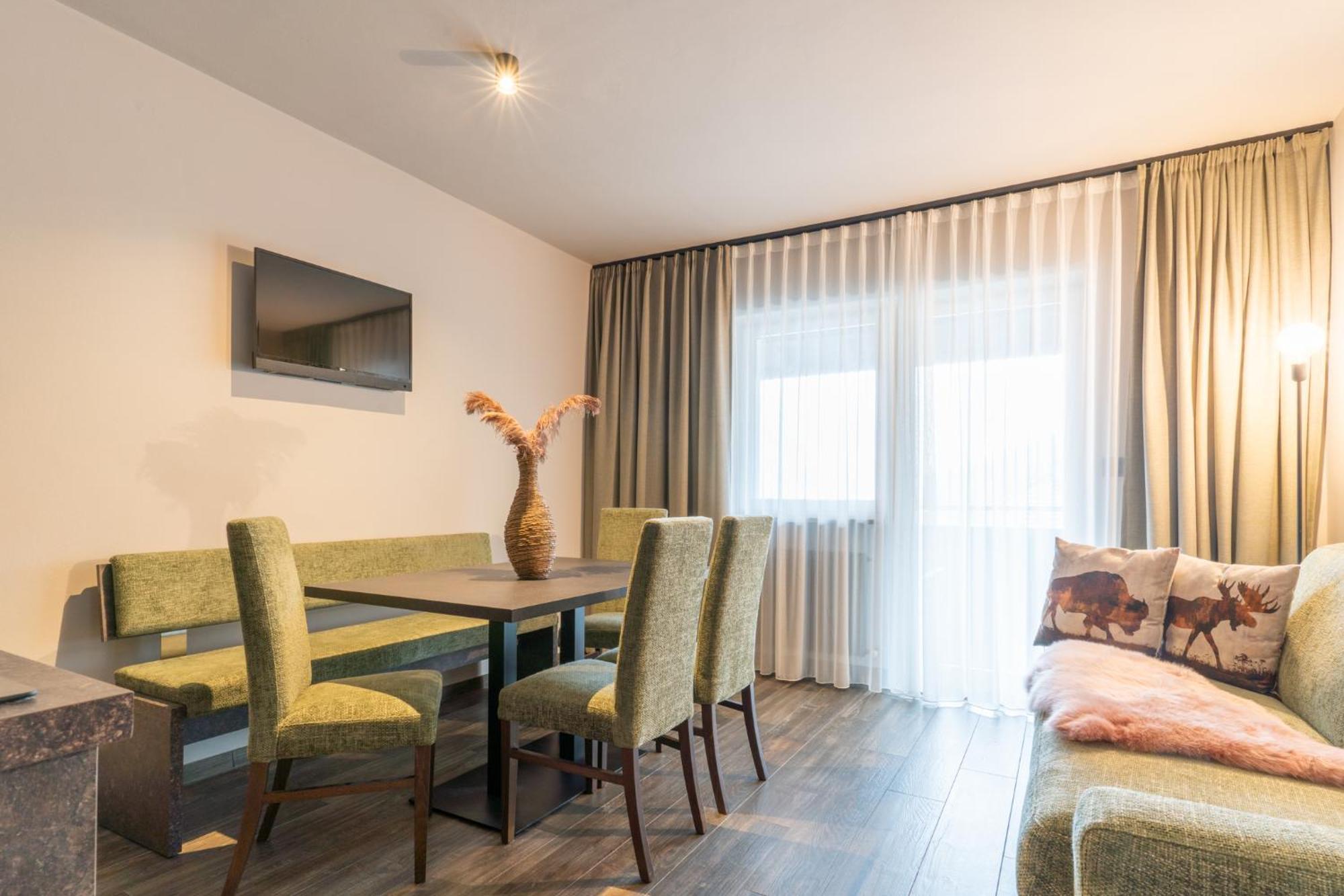 Hotel Martellerhof ภายนอก รูปภาพ